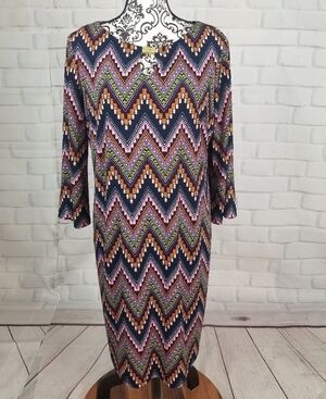 Emma & Michele size l geo print stretch knit dress